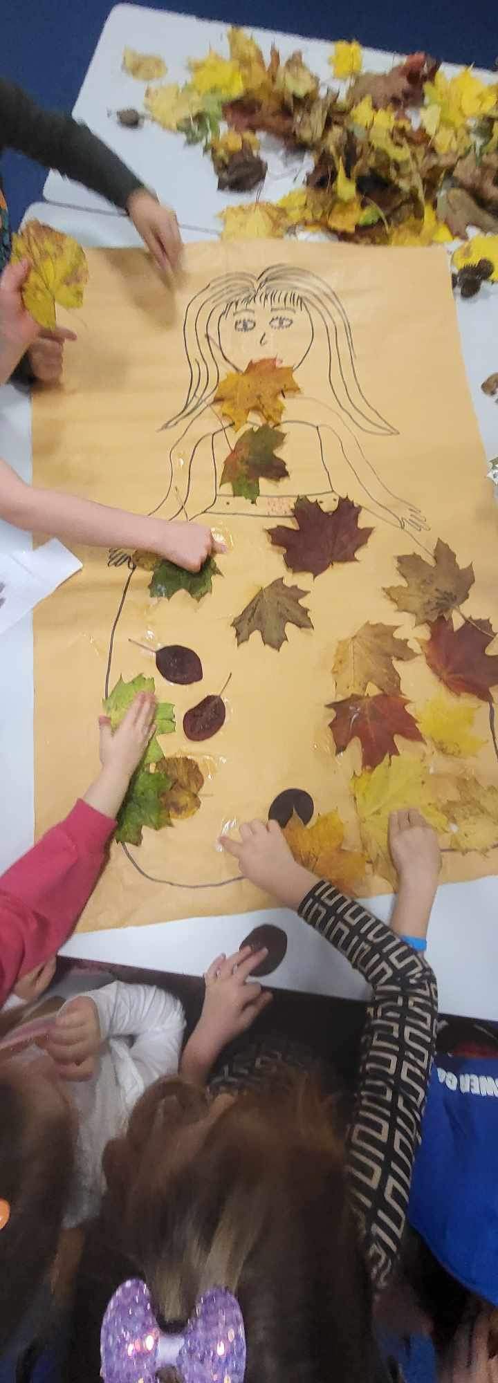 Portret Pani Jesieni w wykonaniu klasy 0A